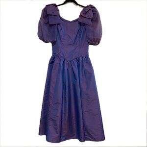 Gunne Sax by Jessica McClintock. Vintage 1980’s. Iridescent purple. Size 7